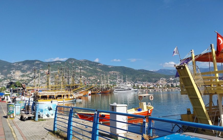 Alanya Gezi Rehberi: Akdeniz’in İncisi, Tarih ve Doğa Harikaları